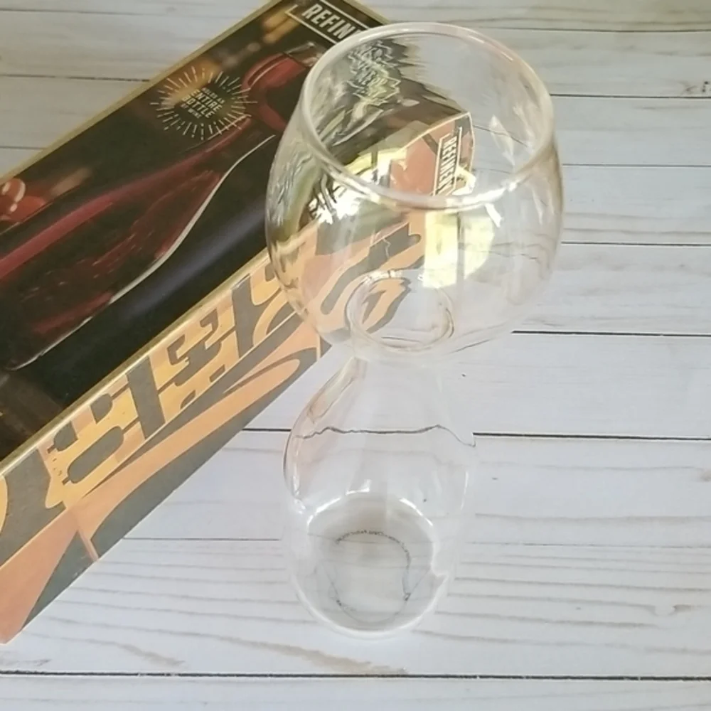 New refinery wine‎ bottle glass